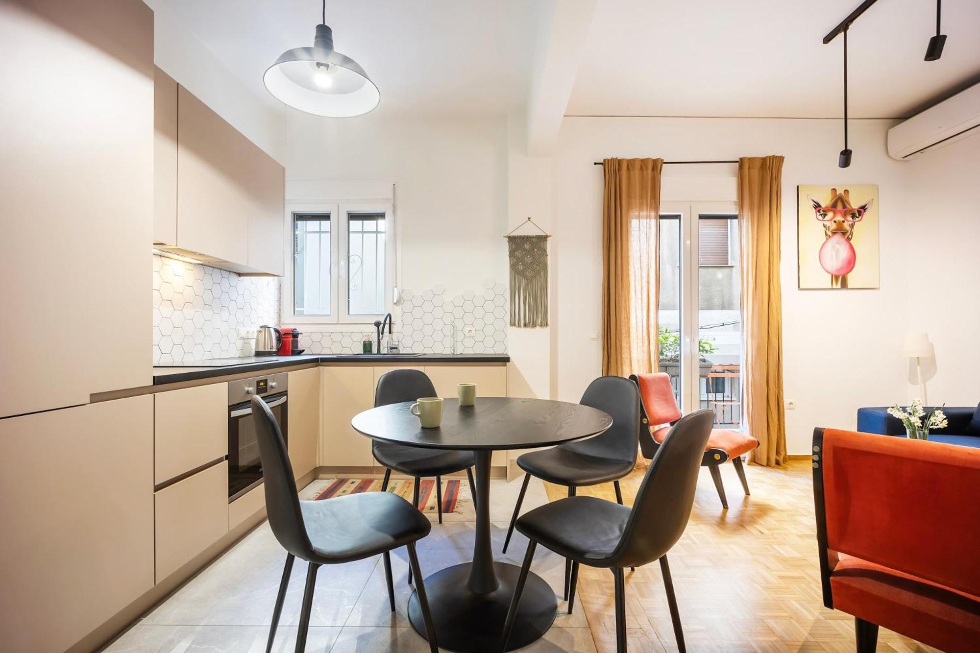 O&O Group - Eclectic Chic Thissio Apartment Ateny Zewnętrze zdjęcie